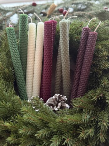 Kotimaiset mehiläisvahakynttilät