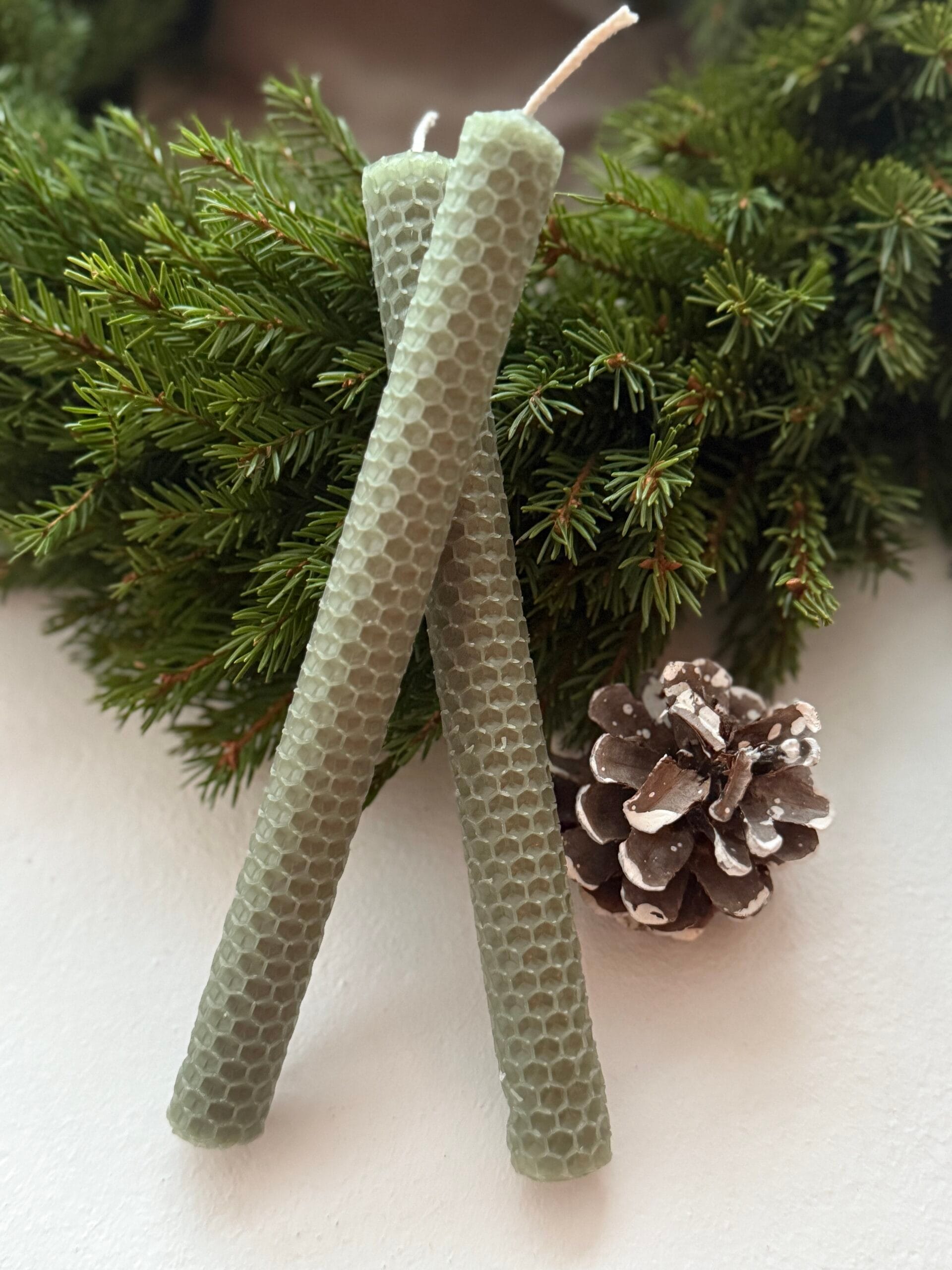 Kotimaiset mehiläisvahakynttilät - Image 5